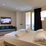Zust Hotel