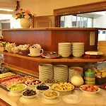 Otel Zust